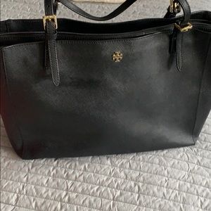 Black Tory Burch tote